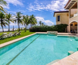 Casa Royal Palms