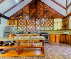 Casa Shaquir H