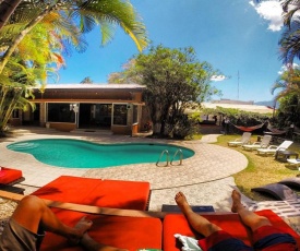 Costa Rica Backpackers
