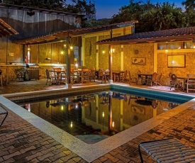 Costa Verde Inn