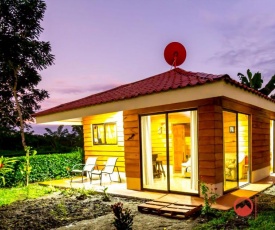 Cozy Home Emanuel in La Fortuna - WIFI, TV, A/C