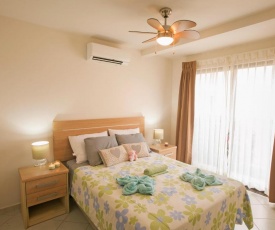 Cozy, Family Condo - Walk Your Dog to the Beach