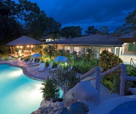 Crocodile Bay Resort
