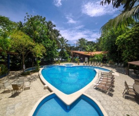 Aninga Lodge