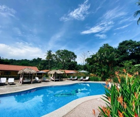 Espadilla Gardens Hotel