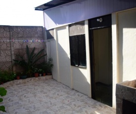 Apartamento acogedor cerca del aeropuerto - Cozy apartment near airport