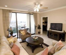 Gorgeously decorated 3rd-floor unit with ocean view at Pacifico in Coco