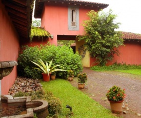 Hacienda La Isla Lodge