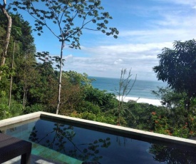 Holiday home in Dominical