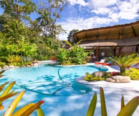 Hotel Aguas Claras