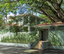 Hotel Casa Leona