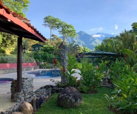 Hotel de Montaña El Pelicano