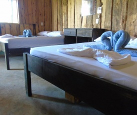Hotel El Tesoro de Sir, Drake Bay