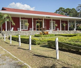 Hotel Hacienda El Rodeo