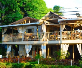 Hotel M&M Beach House