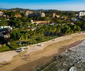 Hotel Tamarindo Diria Beach Resort
