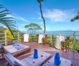 Issimo Suites (Adults Only)