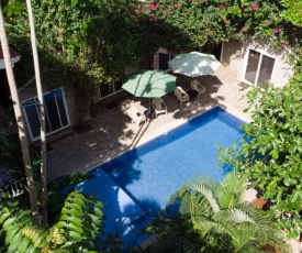 Jaco Lodge - Adults Only