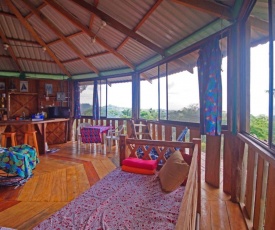 Kanku Sho Chalet - Jungle Treehouse