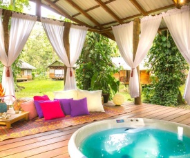 La Magia Bungalows