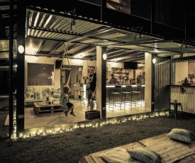 La Negra Surf Hotel