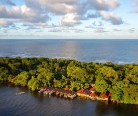 Laguna Lodge