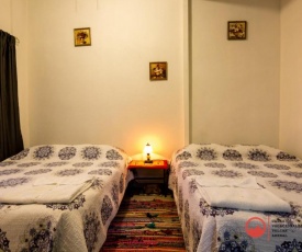 Arenal Sloth Room Homestay