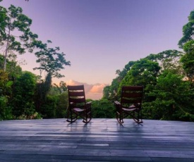 Luna Lodge