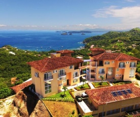 Luxury Condominium Breathtaking Ocean View