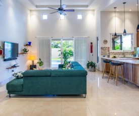 New 3-Bedroom, 3-Bath Home with Big Pool
