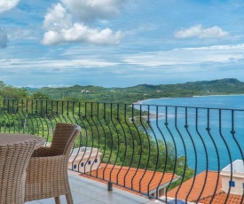 Ocean View Luxury Condo at Flamingo Towers