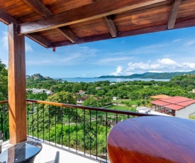Omega 2, Flamingo 2-Bedroom Ocean-View Condo with Pool