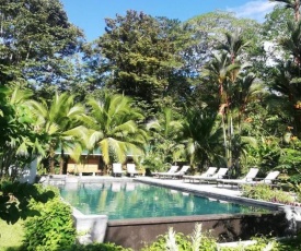 Passion Fruit Lodge