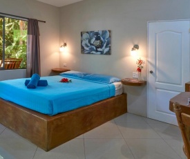 Playa Negra Surf Lodge