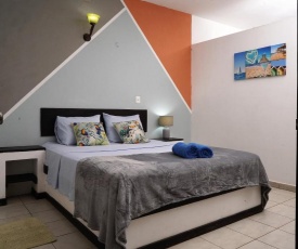 Plaza Royal Apartments