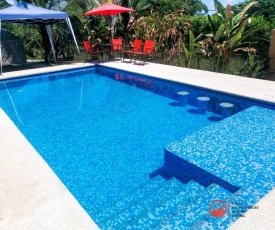 Private House Green Paradise- Pool, Jacuzzi, WIFI