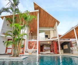 Private luxury villa for 4 guests by Night : Casa Noa