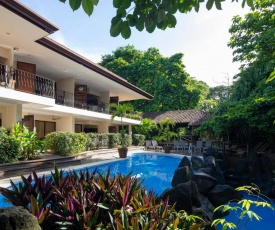 Pumilio Mountain & Ocean Hotel