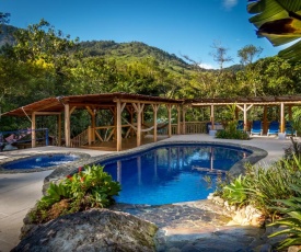 Rio Chirripo Lodge & Retreat