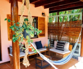 Salty Enthusiasts Share House & Villas