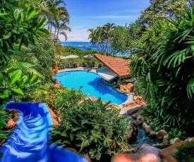 Si Como No Resort & Wildlife Refuge
