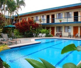 Soluxe El Sesteo Hotel