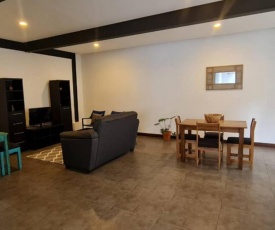 Spacious 2BDR Apt- Near Airport & Sabana Park - Ideal for Digital Nomads