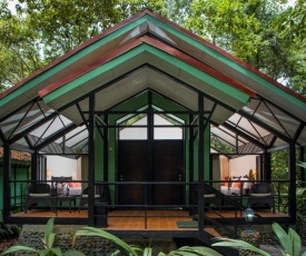 Tapirus Lodge and Reserve