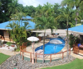 Beach house Private Vacation home Tango Mar Ocean Oasis for up to 6!