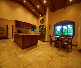 Three Bedroom Two Bath Villa on 20 Acres of Nature! "Hana's Celeste Retreat"