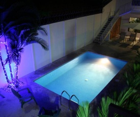 Tuanis Aparthotel