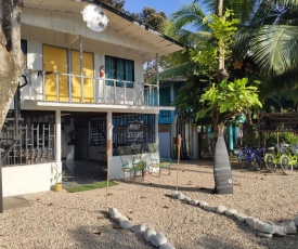 Uvita Pirates Hostel