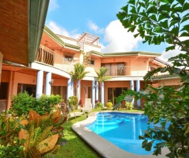 Villa Arena-Tropical House w/ Private Pool!