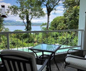 Villa Corazón Apartments - private beach at Lake Arenal